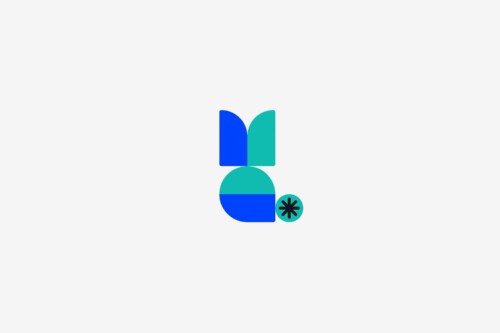 Sistema de identidade visual da Multi Assentos mostrando a versatilidade modular da marca, representando diversidade e tecnologia para banheiros. Projeto de Naming e Branding assinado por ENTRE Design.