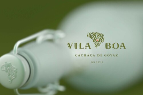 Premium packaging for Cachaça Villa Boa designed by ENTRE, showcasing the modernized visual identity of the spirit with a focus on sophistication and geographic heritage.