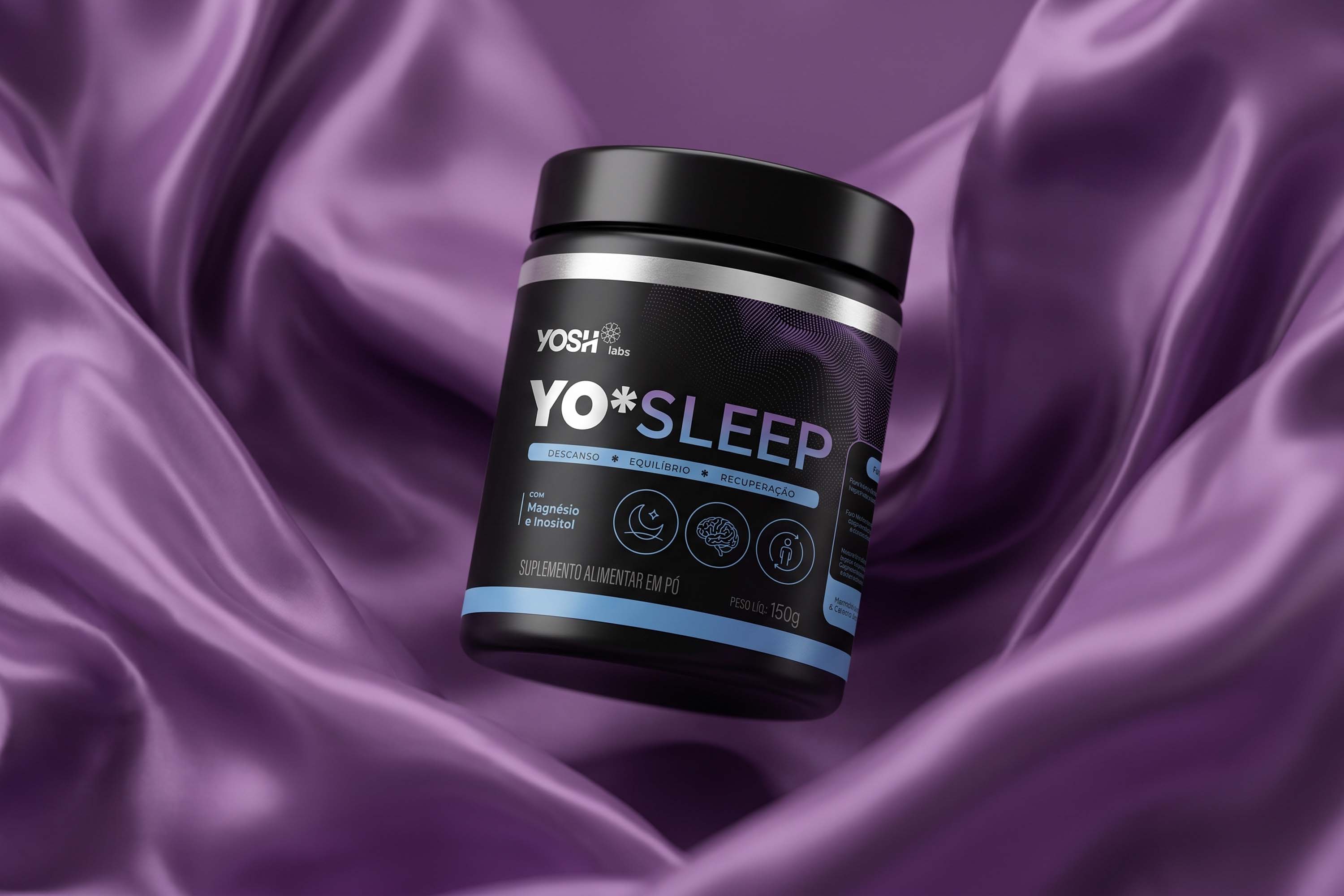 Design de embalagem para os suplementos YoSleep e YoShape da Yosh Labs, destacando uma identidade visual limpa e focada em ciência, resultados e performance esportiva. Design assinado por ENTRE Design.